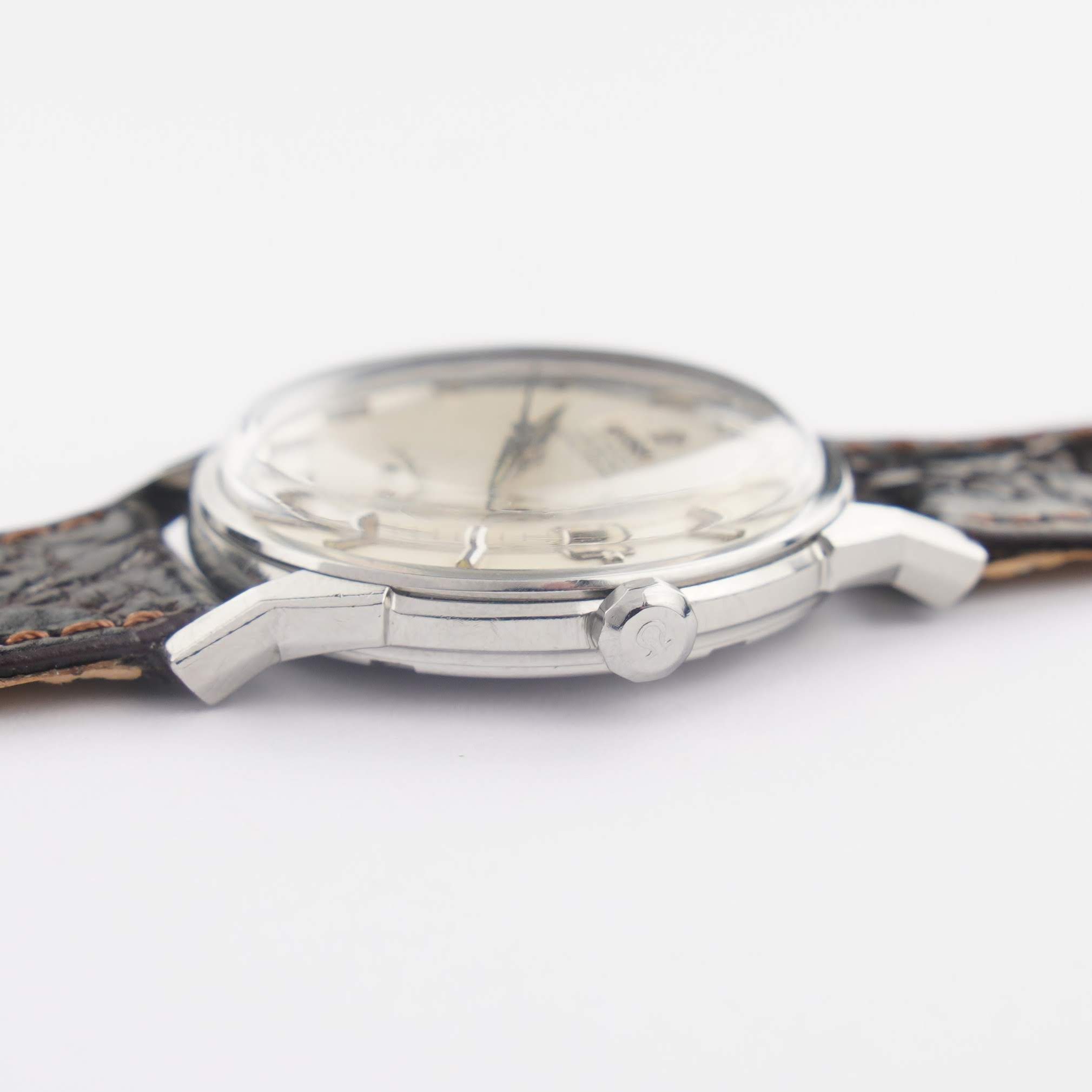 Omega Constellation ref.168.005 from 1966. steel dogleg case, silver pie-pan dial and cal. 561 movevement. - Image 5