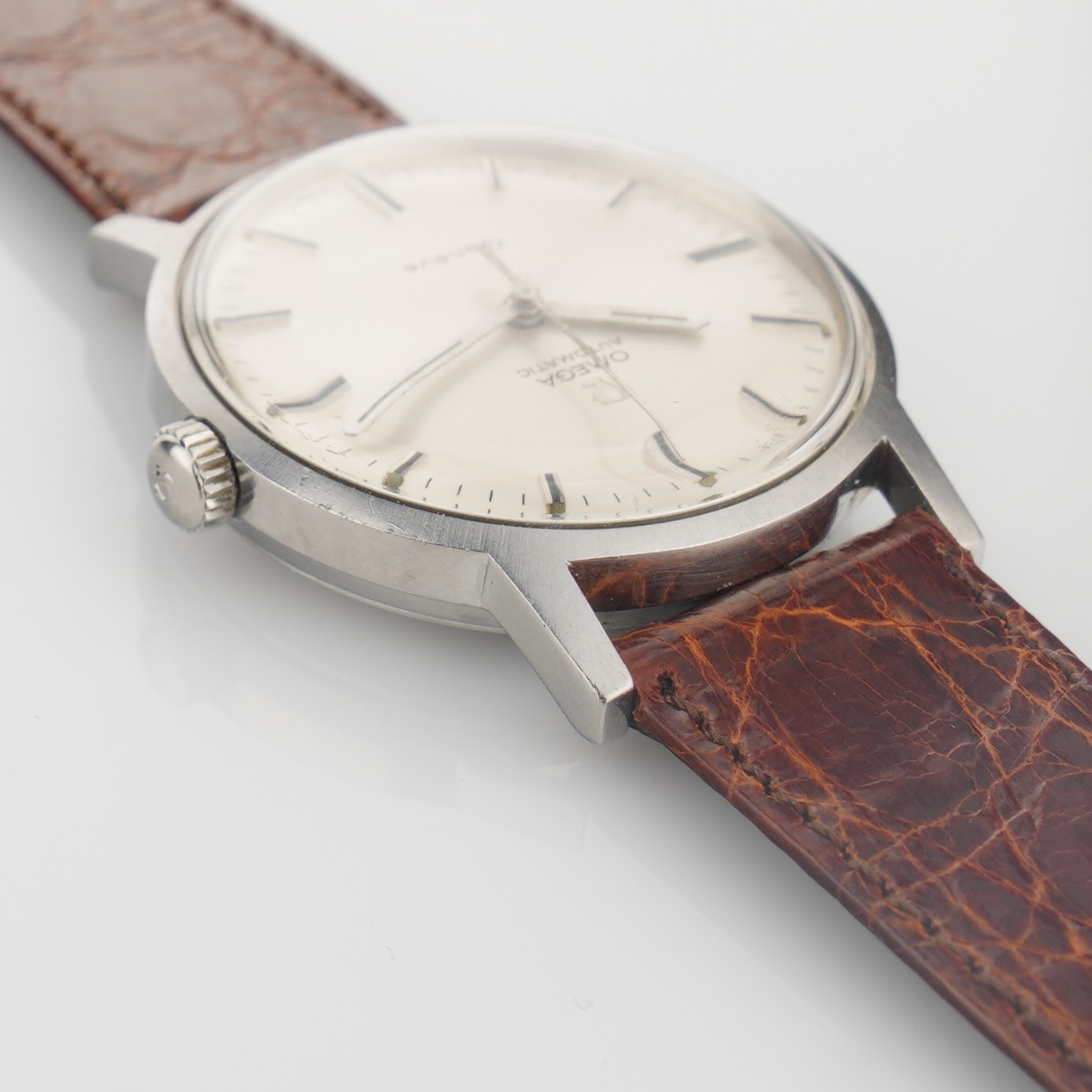 Omega Genéve ref. 165.070 from 1969. Steel case, silver sunburst dial and cal. 552 movement. - Image 7