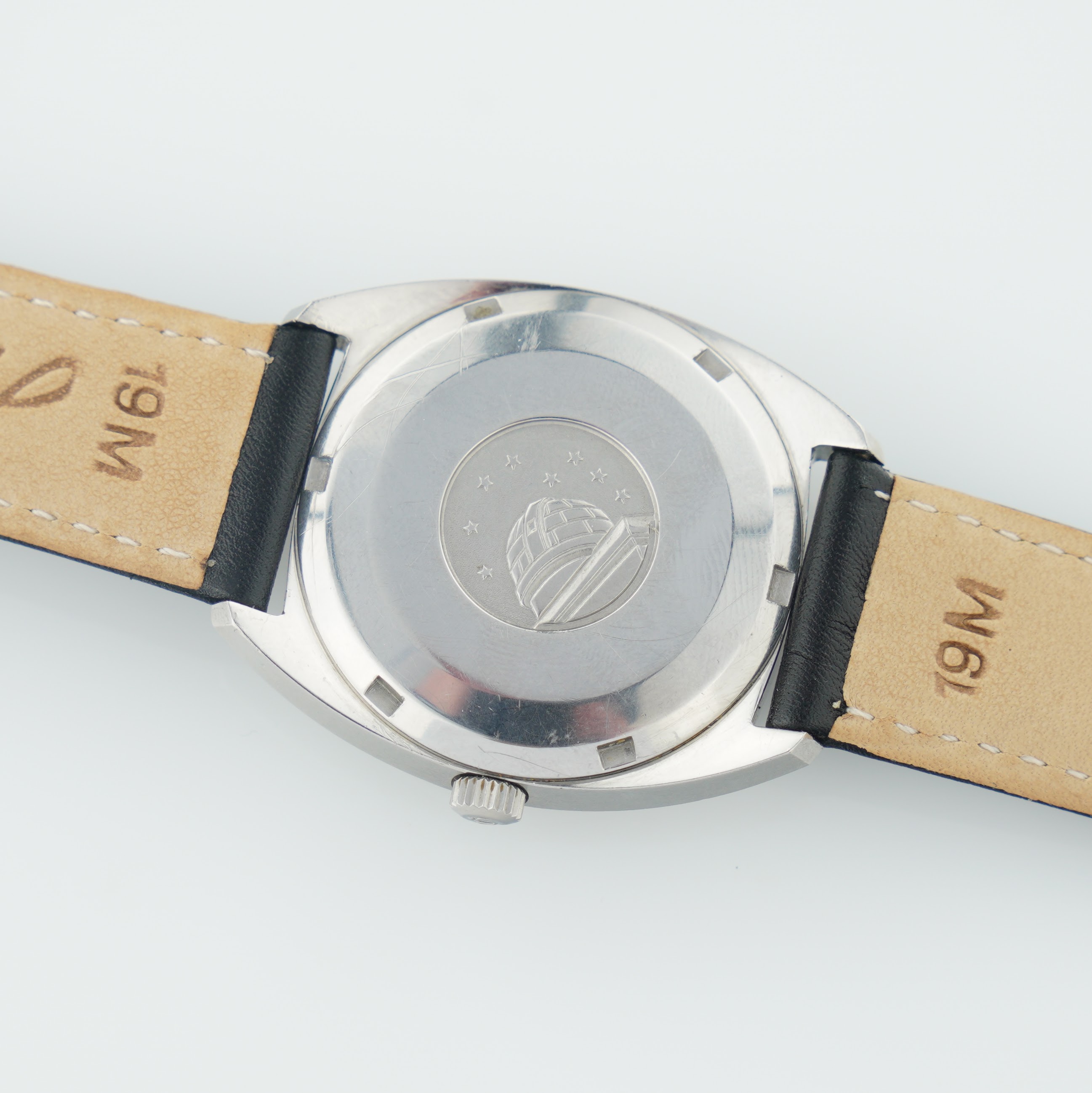 Omega Constellation ref.168.017 from 1970. Steel c-shape case, silver linen texture dial and cal.564 movement. - Image 6