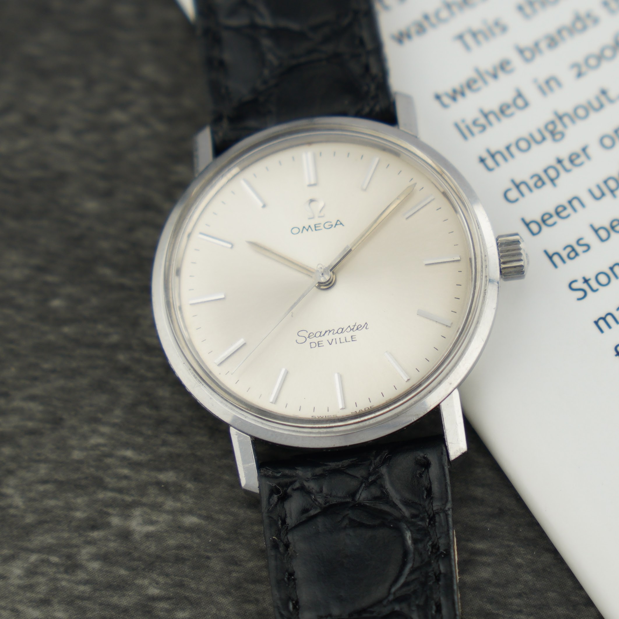 Omega Seamaster De Ville 135.010 from 1968. 34 mm steel case, silver dial and cal. 601