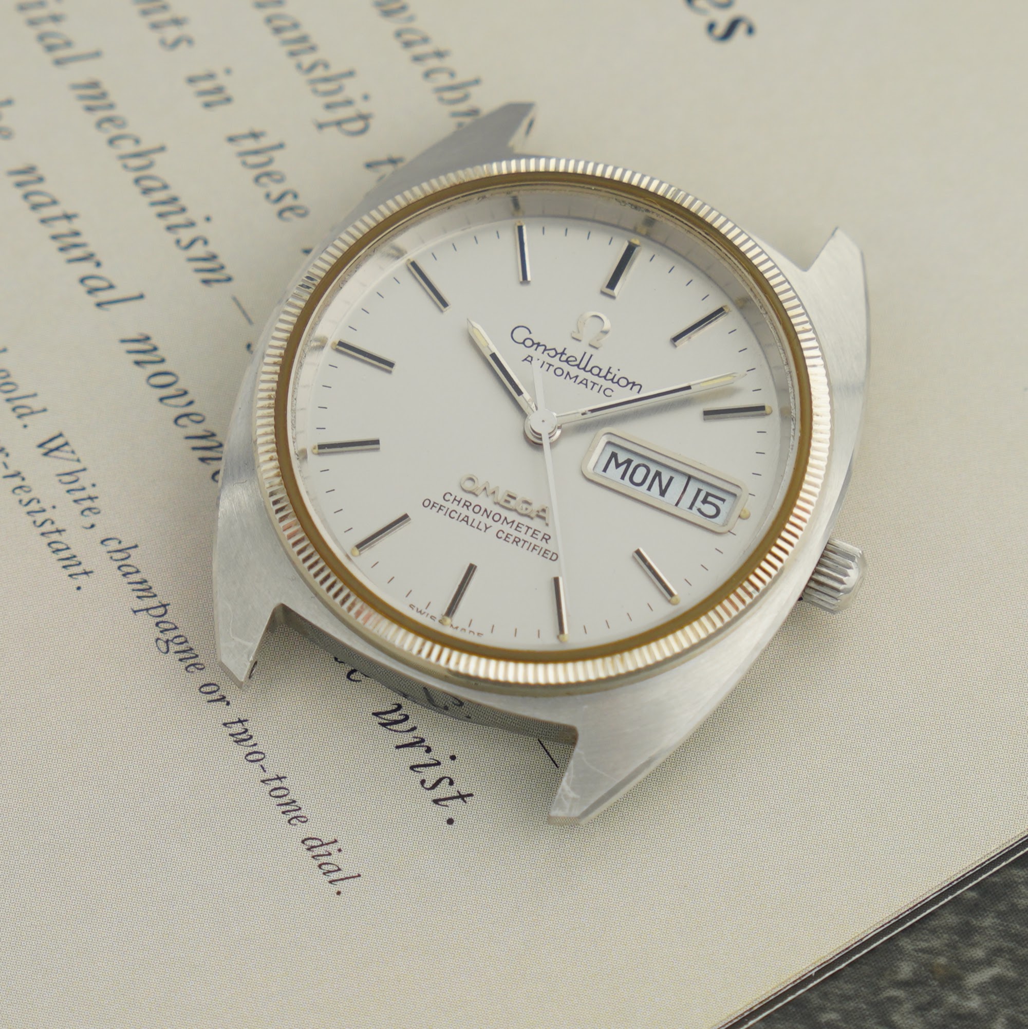 Omega Constellation 168.0057 with c-shape case and ´JDM´ dial with day-date display from 1972