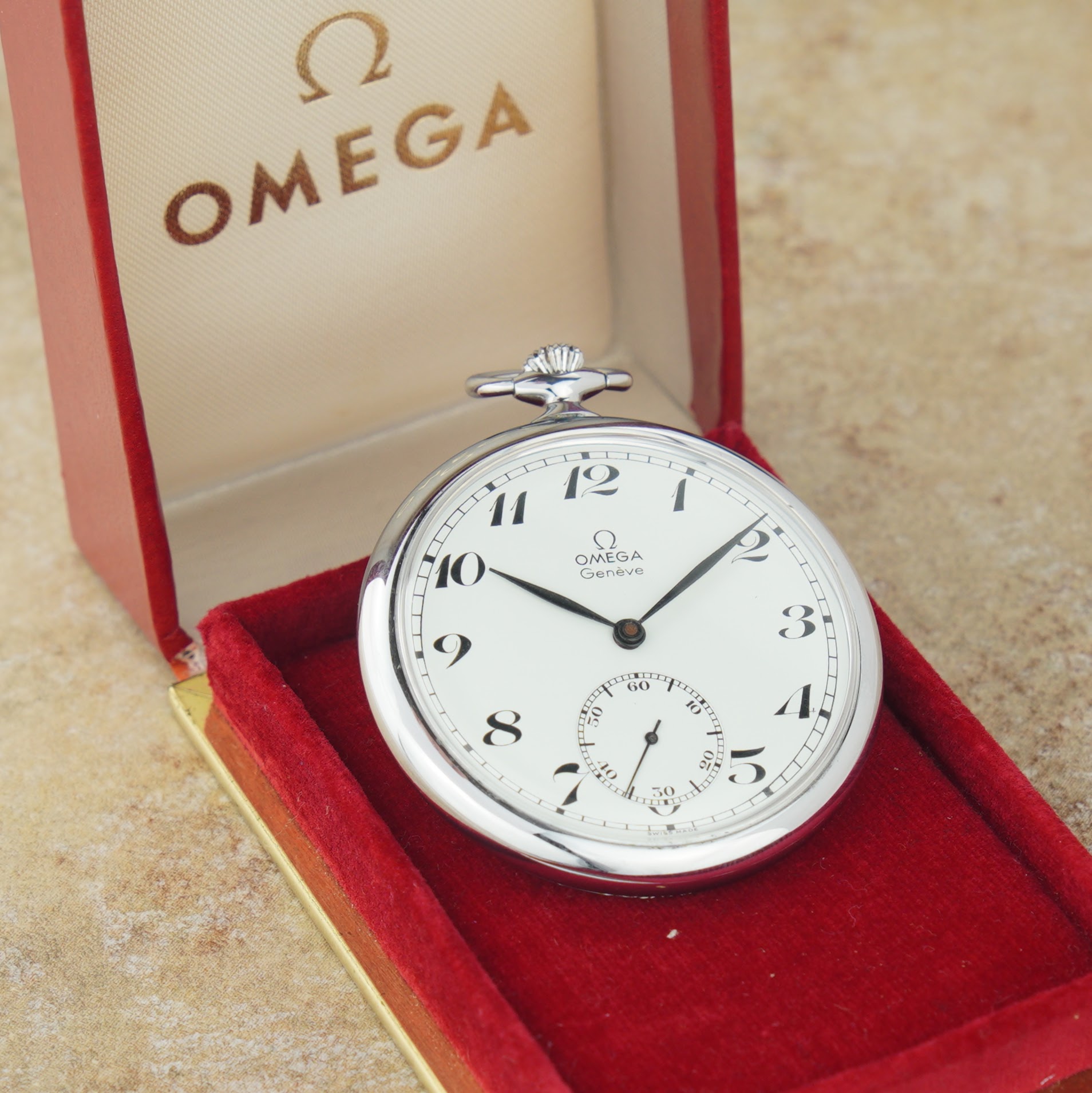 Omega Genève 121.1740  Pocket watch from 1977 in near mint condition and with box.